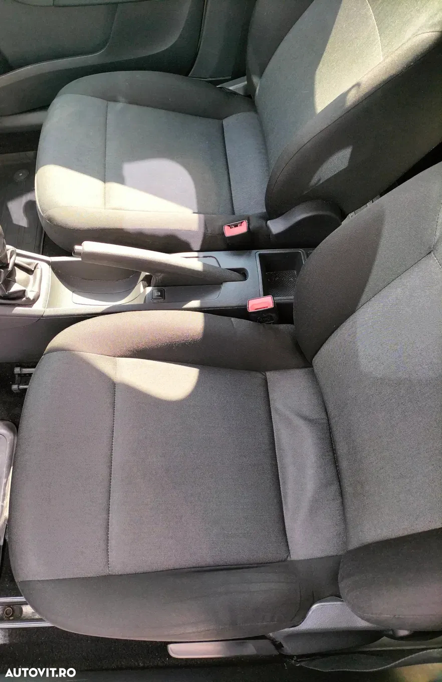Skoda RAPID 1.6 TDI Active - 6
