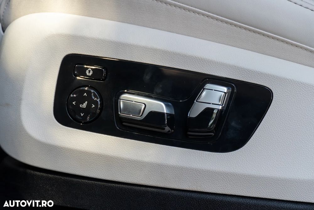 BMW X7 M60i xDrive AT MHEV - 21