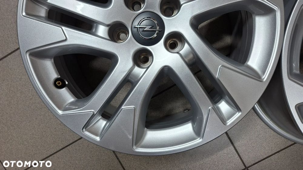 Felgi Aluminiowe 17 Opel Vivaro C Zafira C Peugeot Expert 5x108 ET 46 - 3