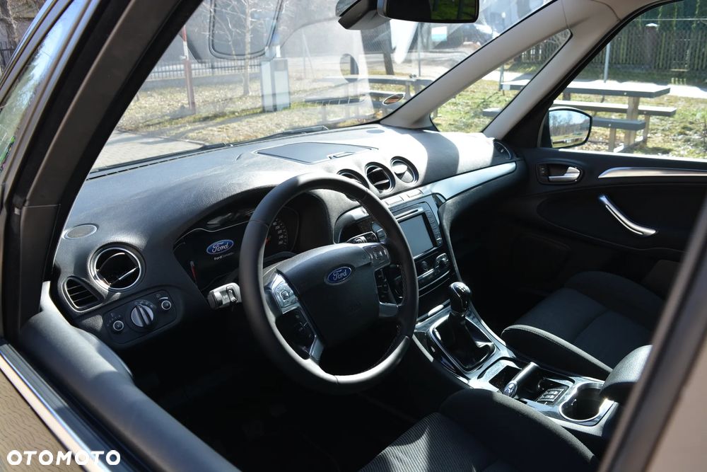 Ford Galaxy 2.0 Titanium - 14