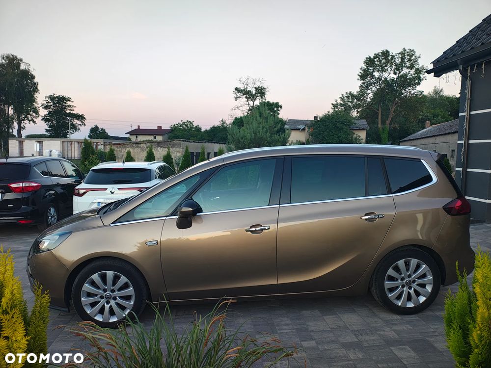Opel Zafira 2.0 CDTI Cosmo EcoFLEX S&S - 2