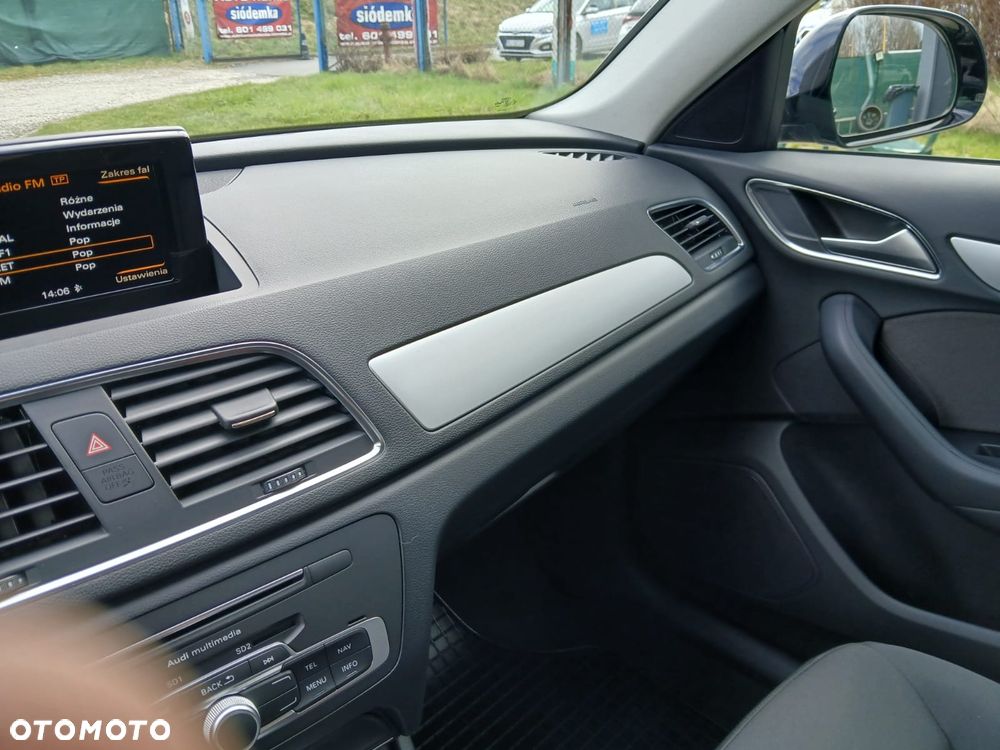 Audi Q3 - 22