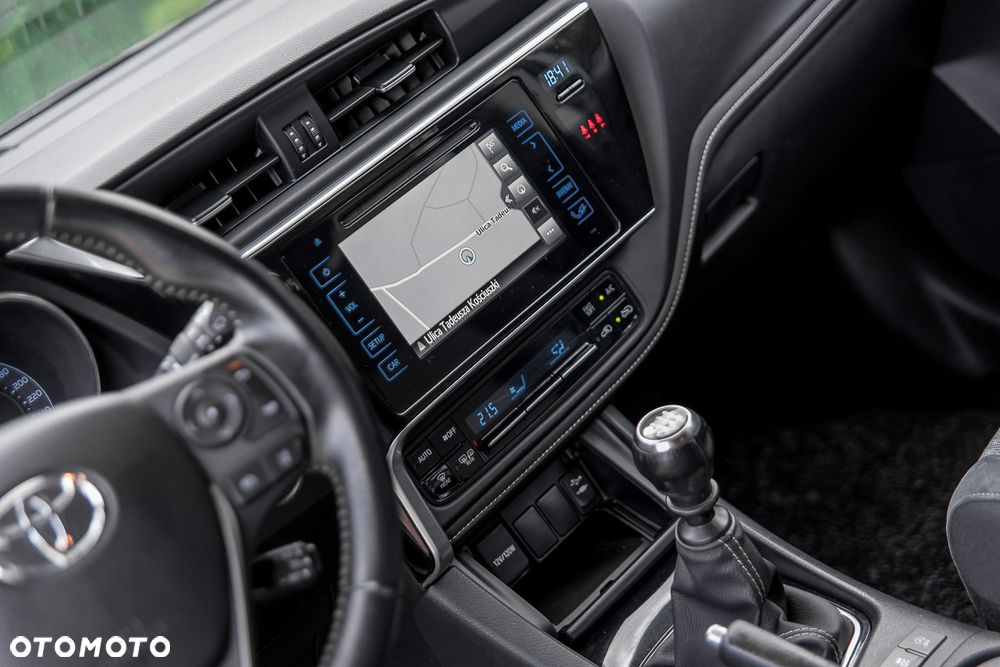 Toyota Auris 1.2 Turbo Design Edition - 15