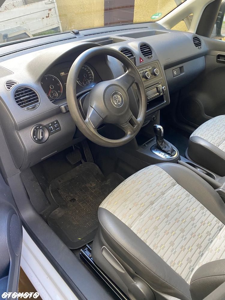 Volkswagen Caddy - 10