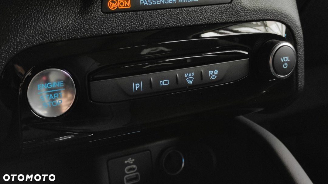 Ford Kuga - 26