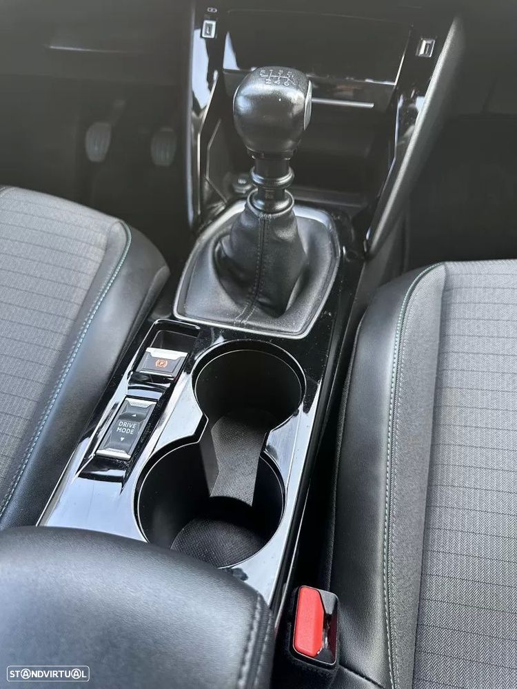 Peugeot 2008 PureTech 100 Stop&Start Allure - 56