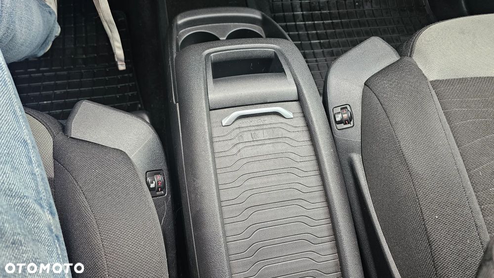 Citroën C4 Grand Picasso BlueHDi 120 EAT6 SHINE - 28