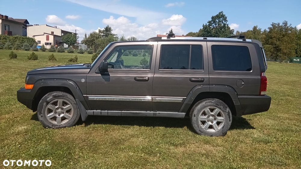 Jeep Commander 5.7 V8 HEMI Automatik Limited