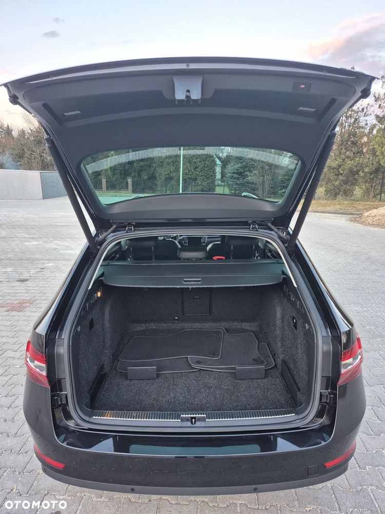 Skoda Superb 2.0 TDI 4x4 L&K DSG - 8