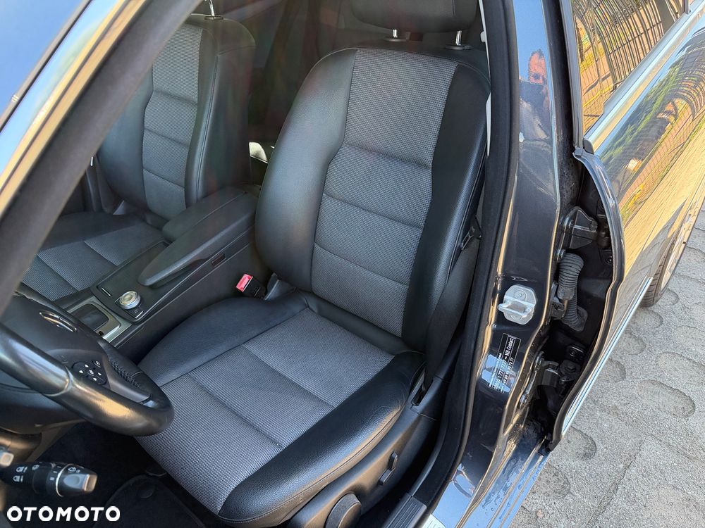 Mercedes-Benz Klasa C 250 CGI Automatik BlueEFFICIENCY Avantgarde - 20