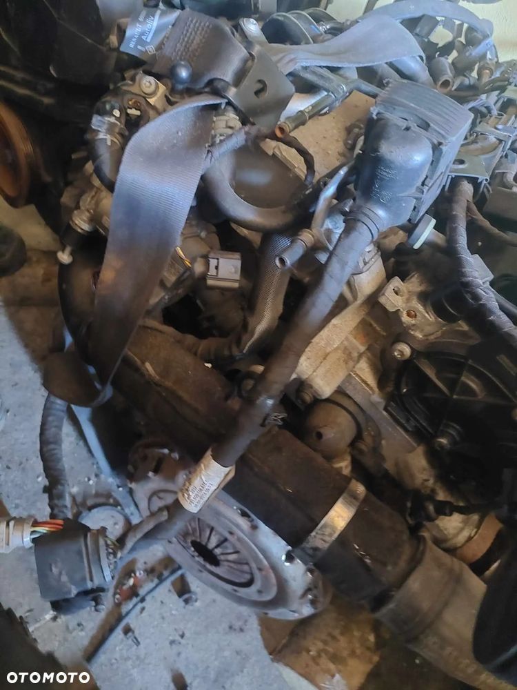 SILNIK SŁUPEK VW SKODA 1.6TDI 105KM CLH CLHB CLHA - 2