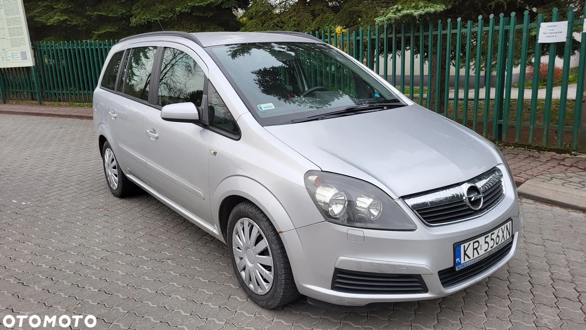 Opel Zafira - 1