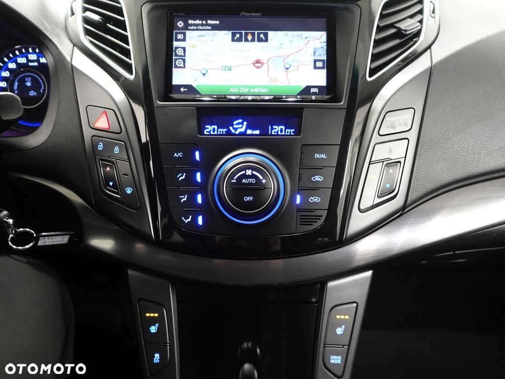 Hyundai i40 Kombi blue 1.7 CRDi Trend - 32