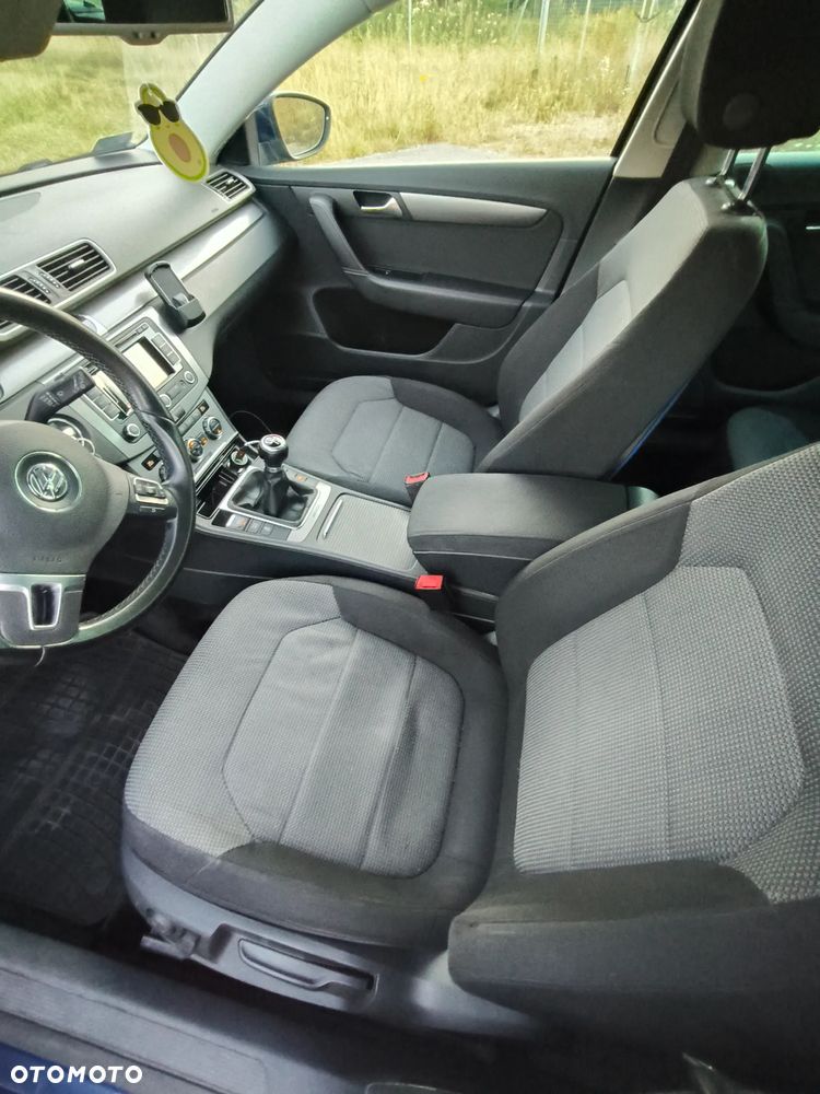 Volkswagen Passat 2.0 TDI 4Mot Comfortline - 7