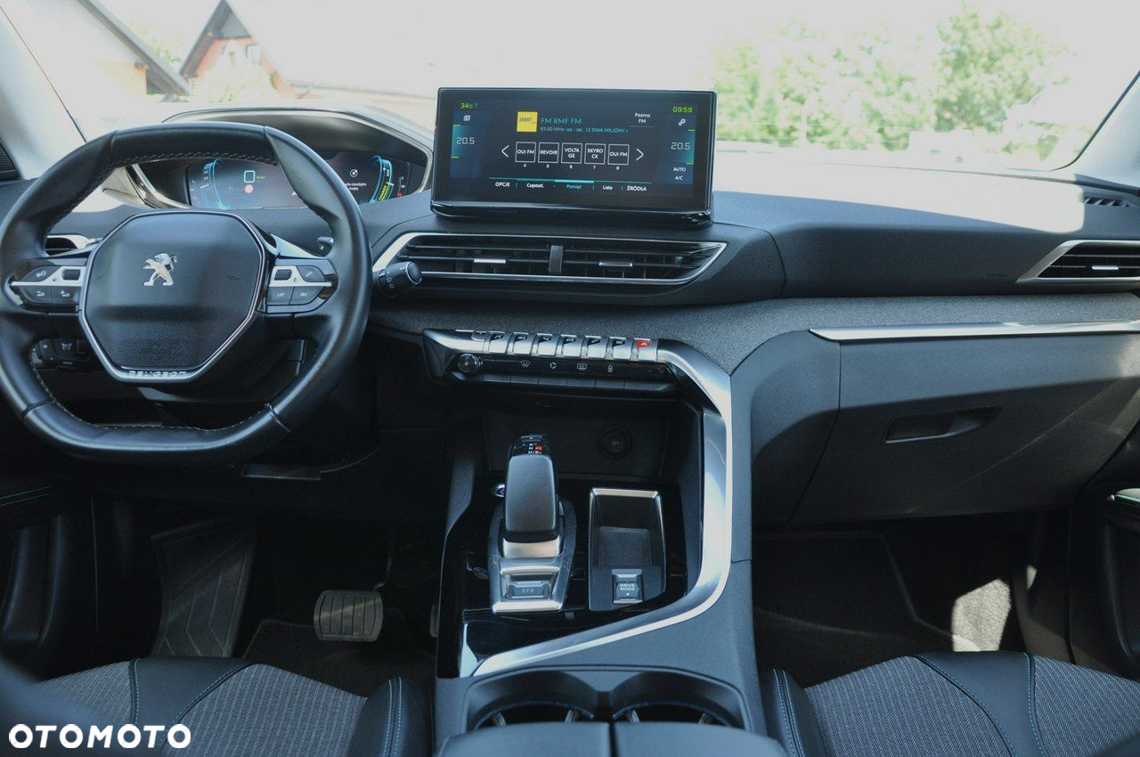Peugeot 3008 1.6 PureTech Hybrid PHEV Allure Pack S&S EAT8 - 24