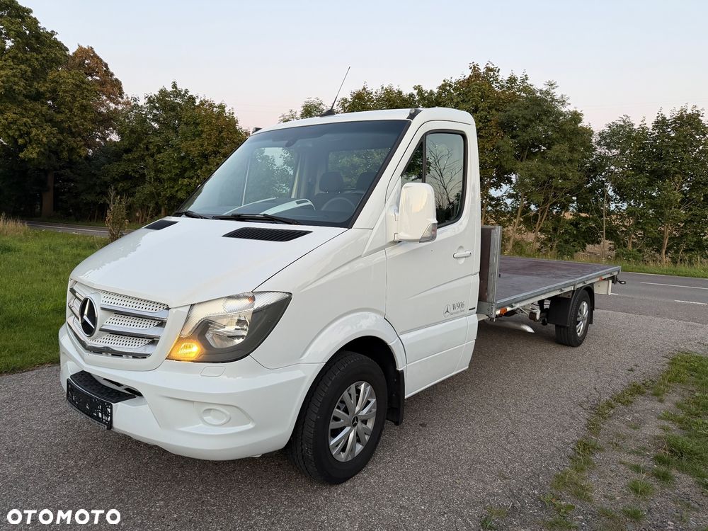Mercedes-Benz Sprinter - 1