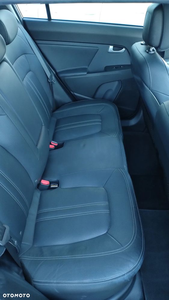 Kia Sportage 2.0 CRDI 184 AWD Platinum Edition - 27