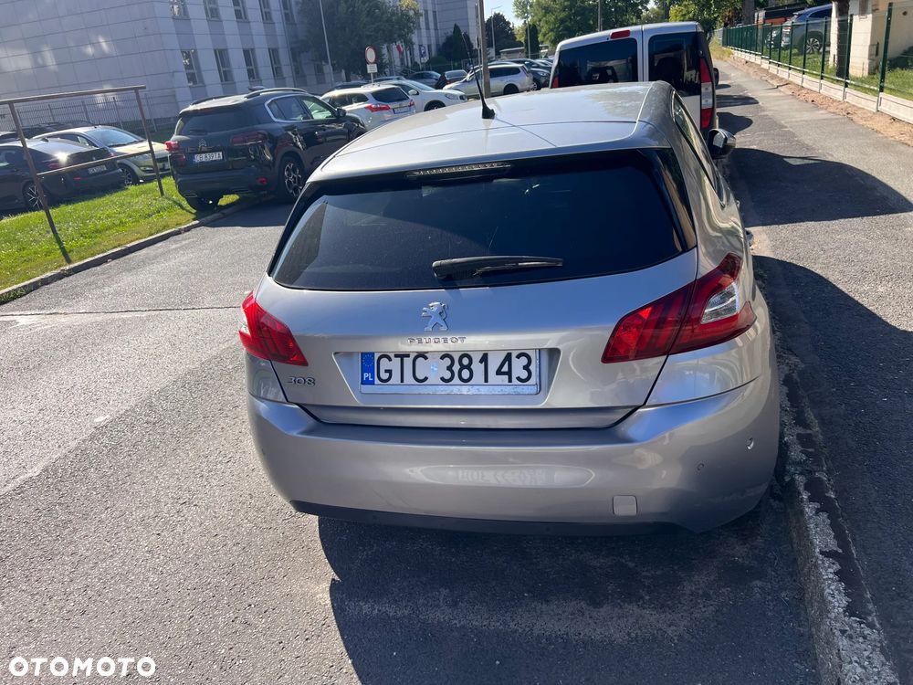 Peugeot 308 1.2 PureTech Allure S&S - 5