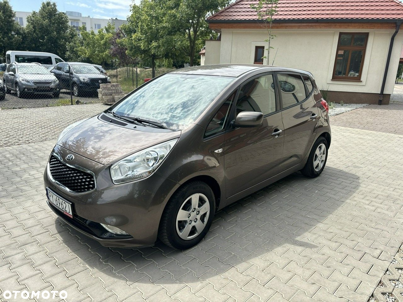Kia Venga - 3