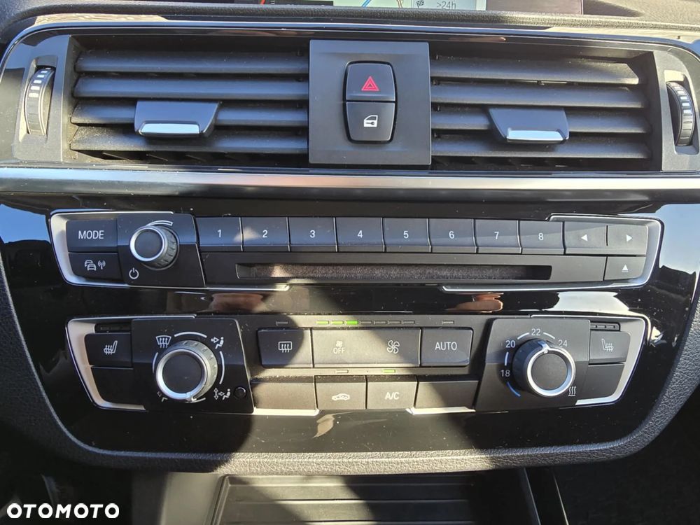 BMW Seria 1 116i Luxury Line - 34