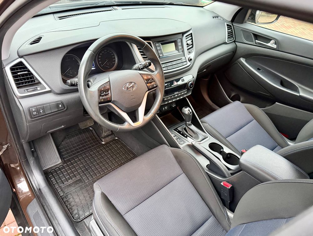 Hyundai Tucson blue 1.7 CRDi 2WD DCT Style - 23