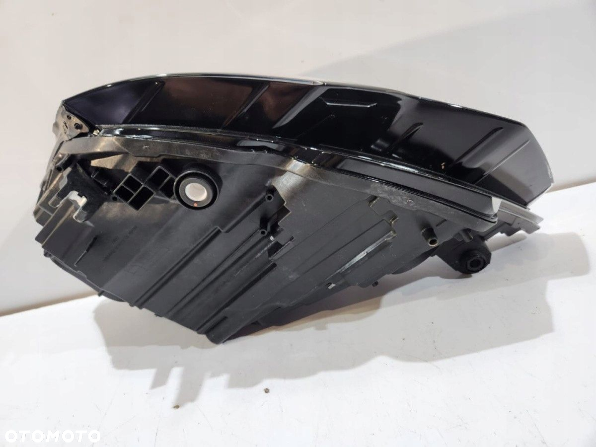 Audi A6 C8 4K Lampa przednia Full Led Prawa - 12946 - 7