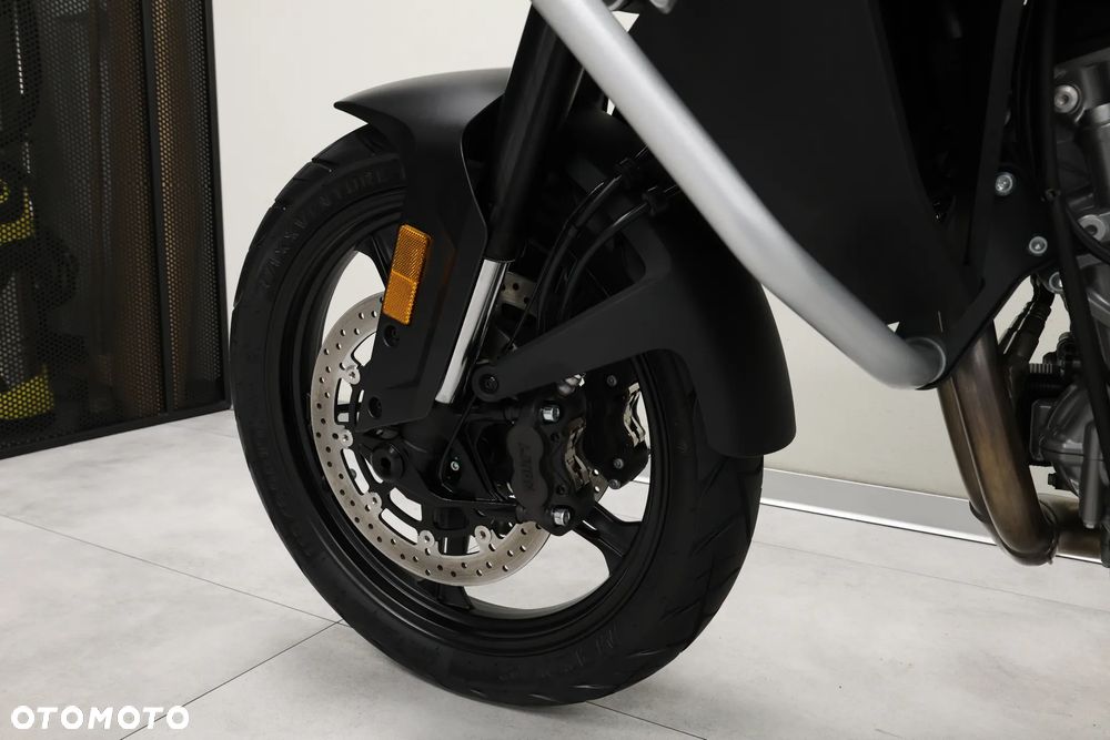 CFMoto 800MT Sport - 36