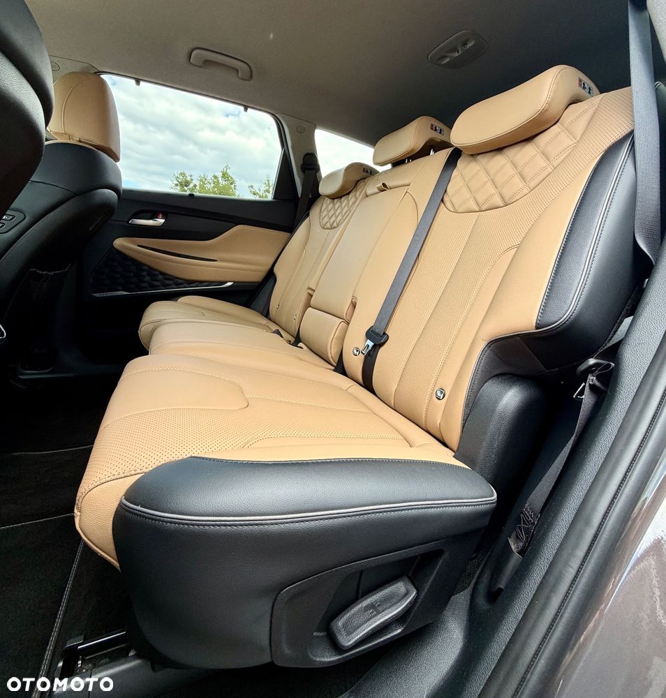 Hyundai Santa Fe 1.6 HEV 2WD Signature - 32