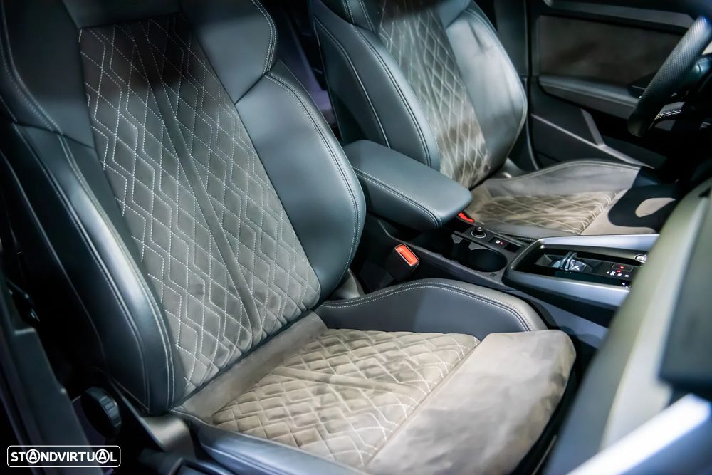 Audi A3 Sportback 45 TFSIe S tronic S line - 28