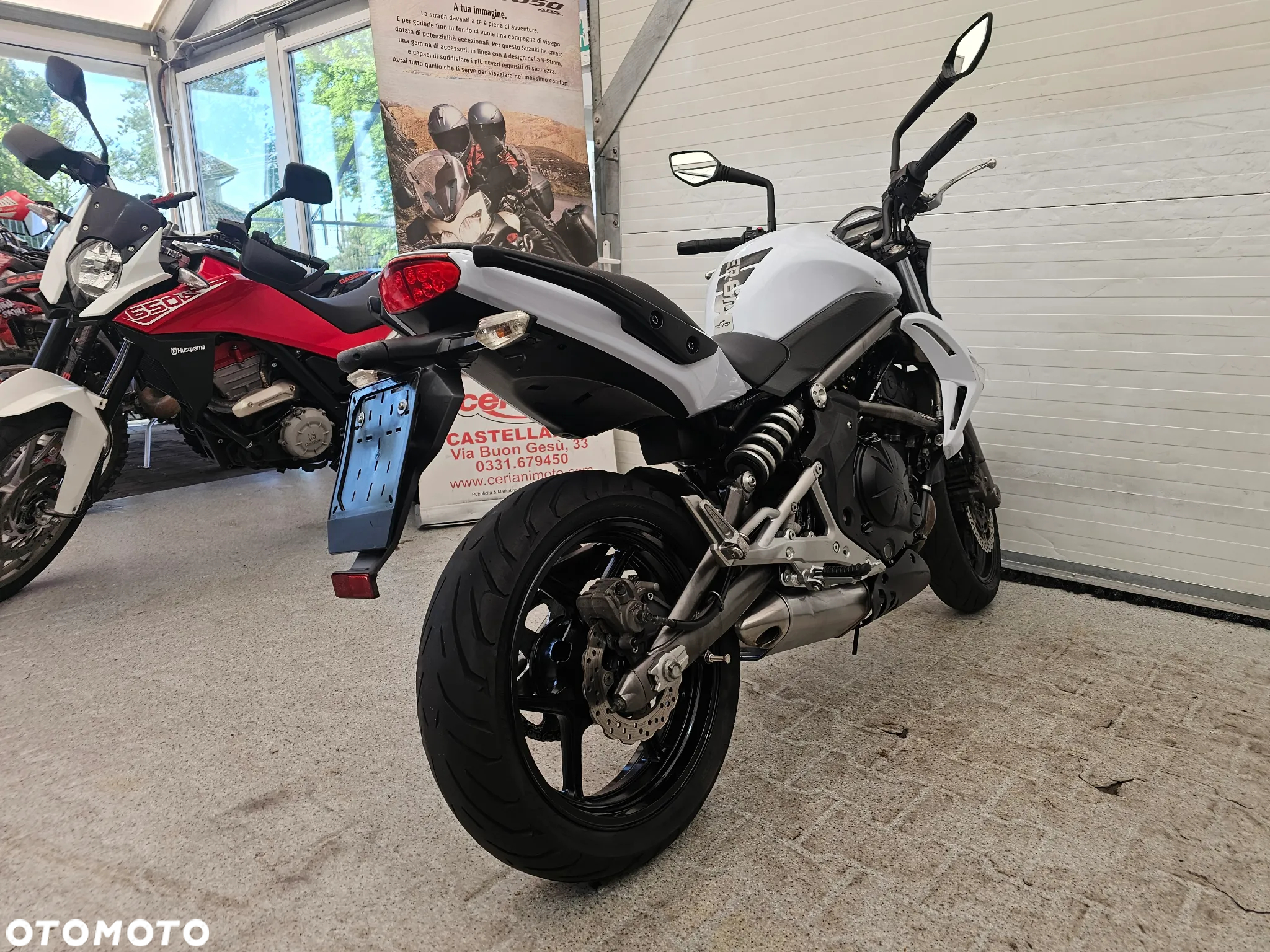 Kawasaki ER - 28