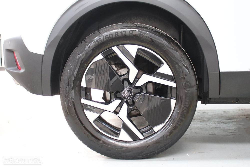 Peugeot 2008 1.2 PureTech Allure EAT8 - 5