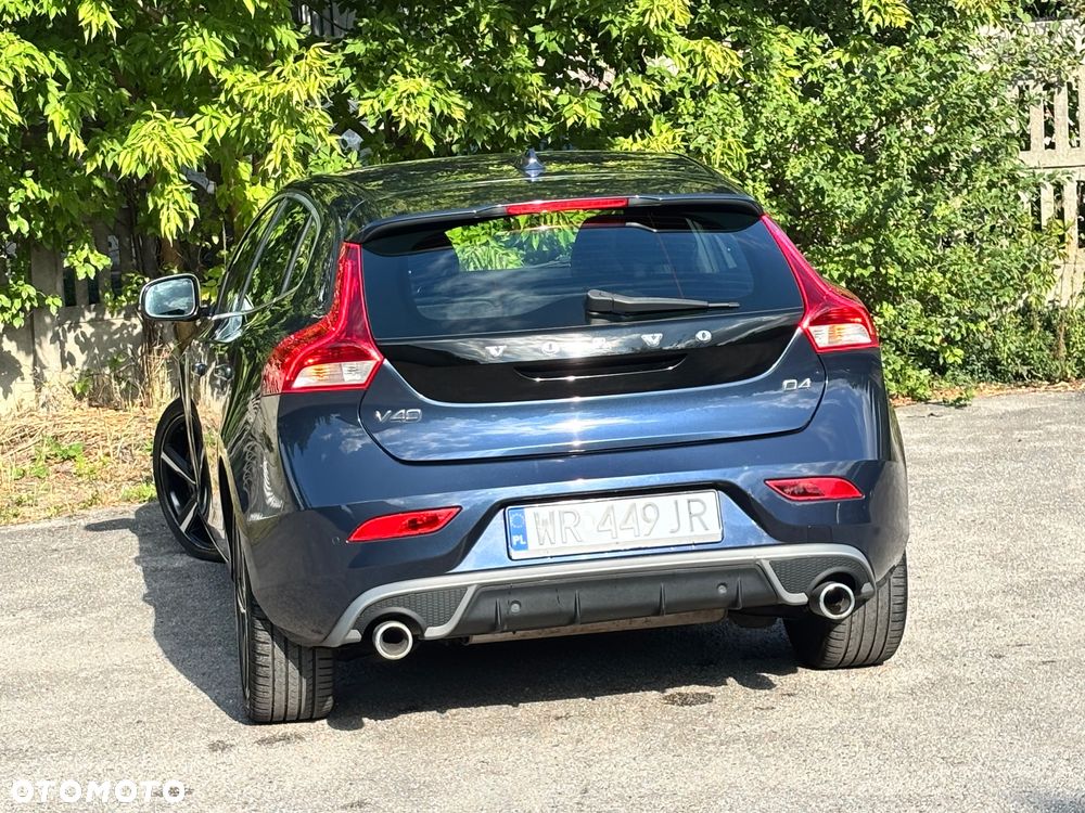 Volvo V40 D4 Drive-E R-Design Summum - 13