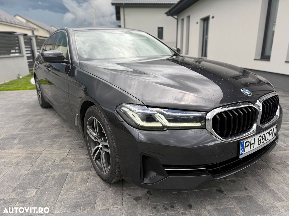 BMW Seria 5 2021 photo 2