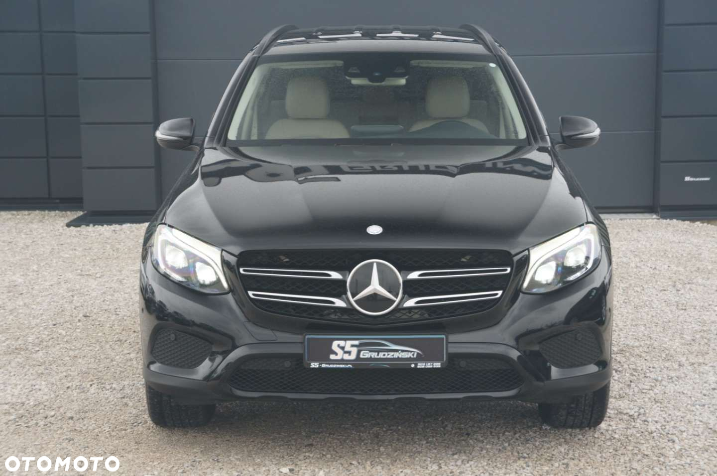 Mercedes-Benz GLC - 3