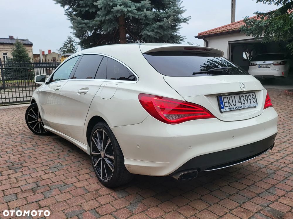 Mercedes-Benz CLA 200 - 12