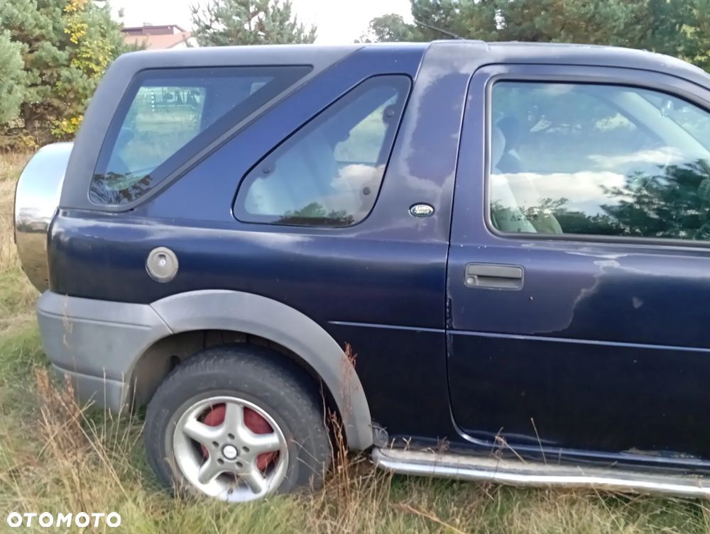Land Rover Freelander 2.0 D - 22