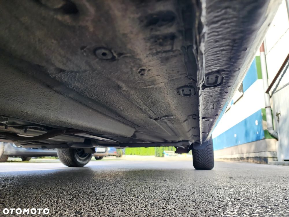 Skoda Fabia 1.2 HTP Ambiente - 13