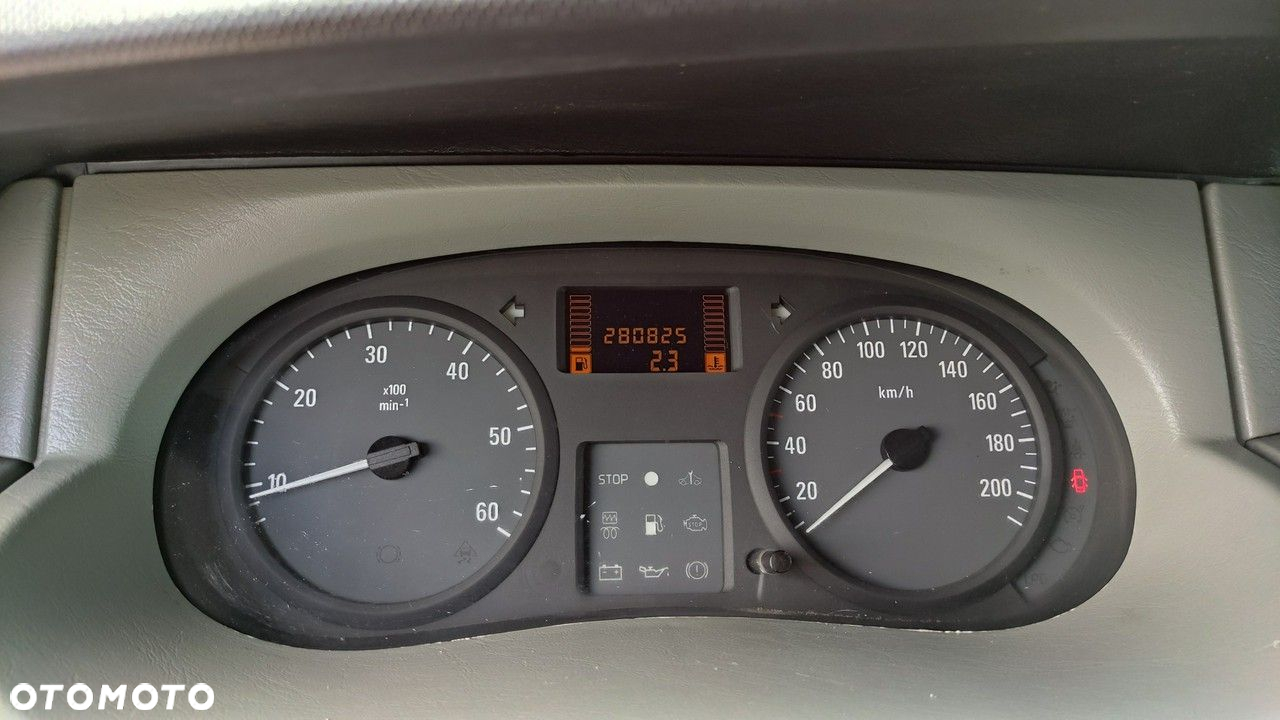 Opel Vivaro - 37