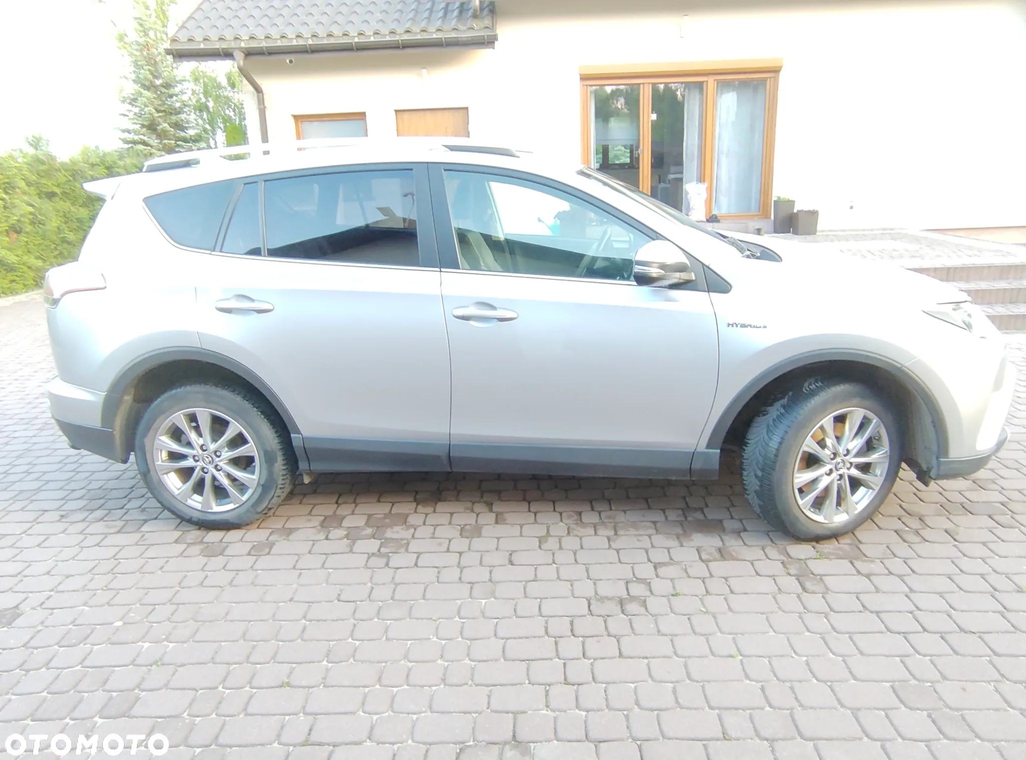Toyota RAV4 Hybrid Premium 4x2 - 3