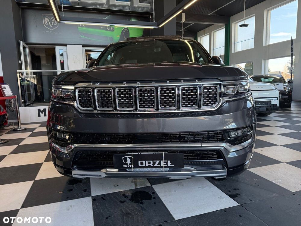 Jeep Grand Wagoneer - 2