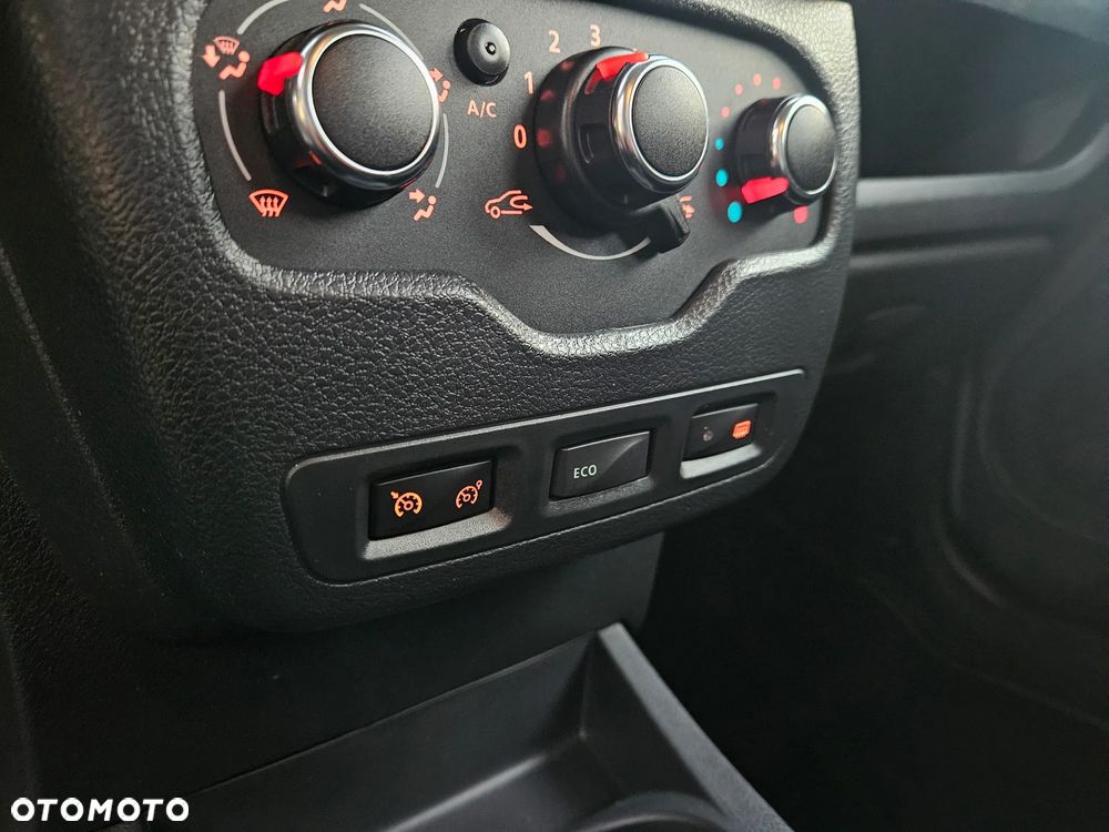 Dacia Lodgy TCe 100 GPF Comfort - 17