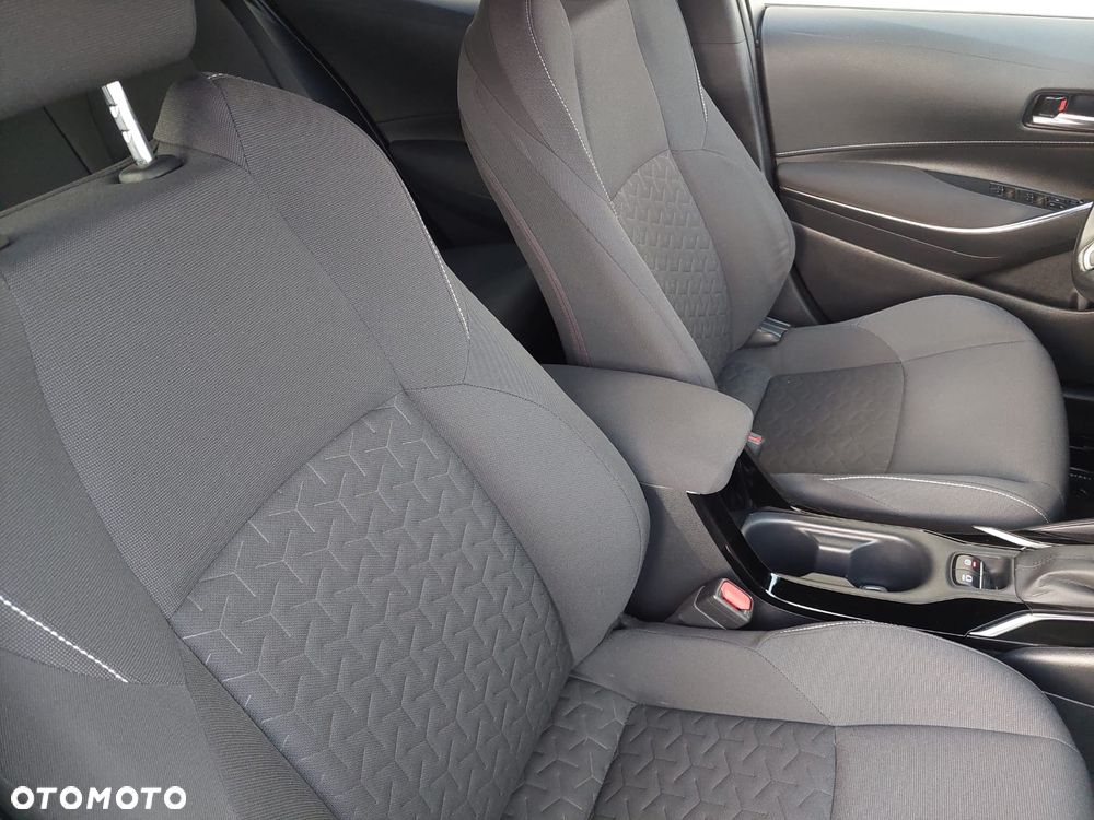 Toyota Corolla ver-1-8-hybrid-comfort - 25