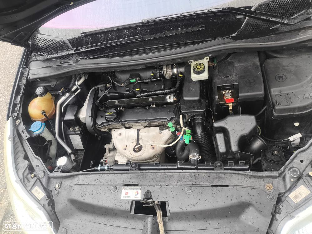 Citroën C4 1.4 16V VTR Pack - 9