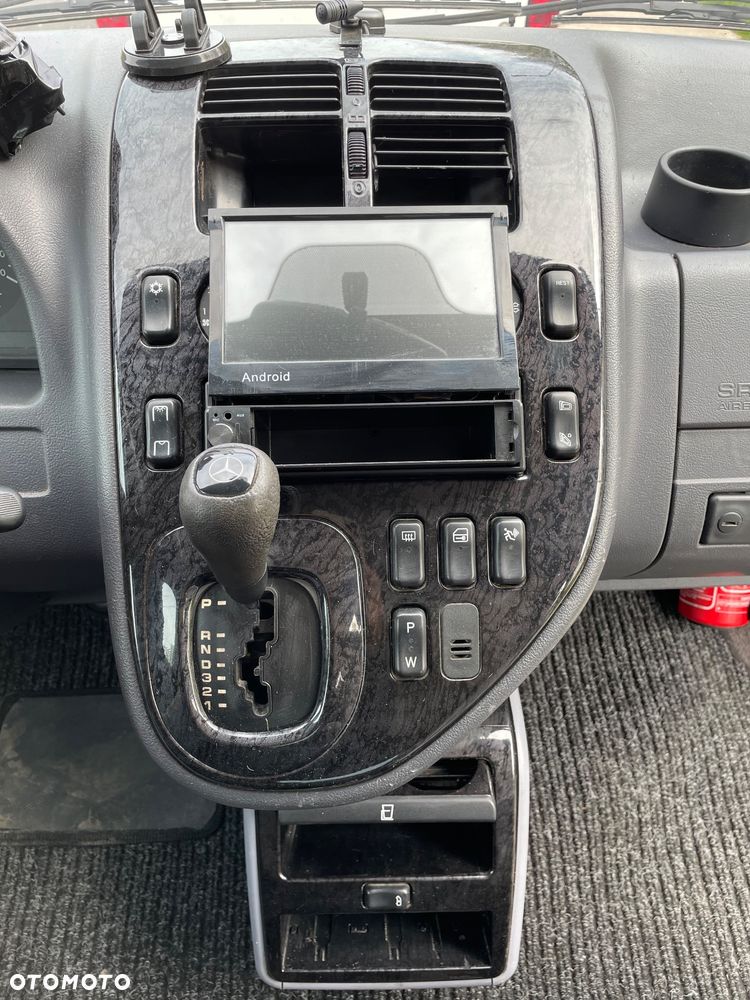 Mercedes-Benz Marco Polo - 25