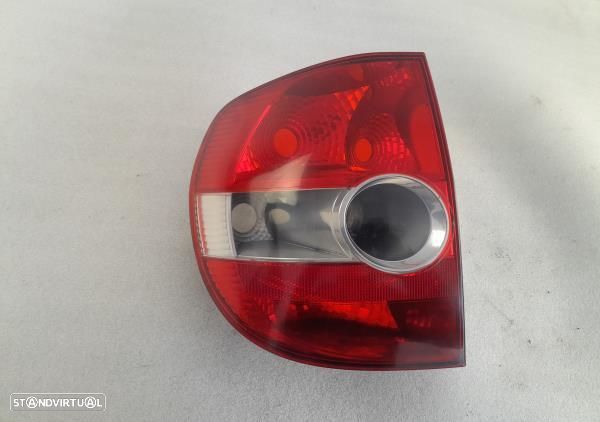 Farolim Esq Volkswagen Fox Hatchback (5Z1, 5Z3, 5Z4) - 1
