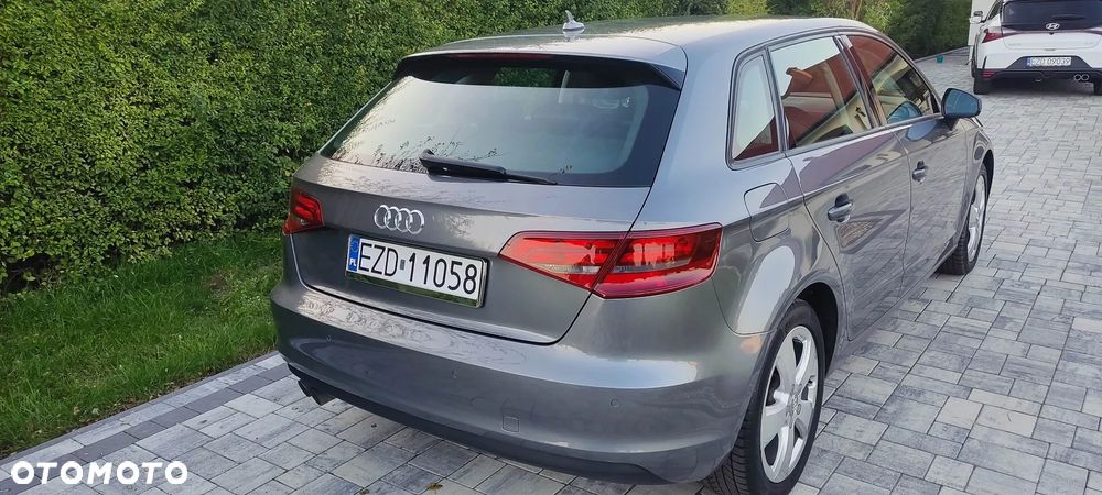 Audi A3 Sportback 2.0 TDI S tronic - 16