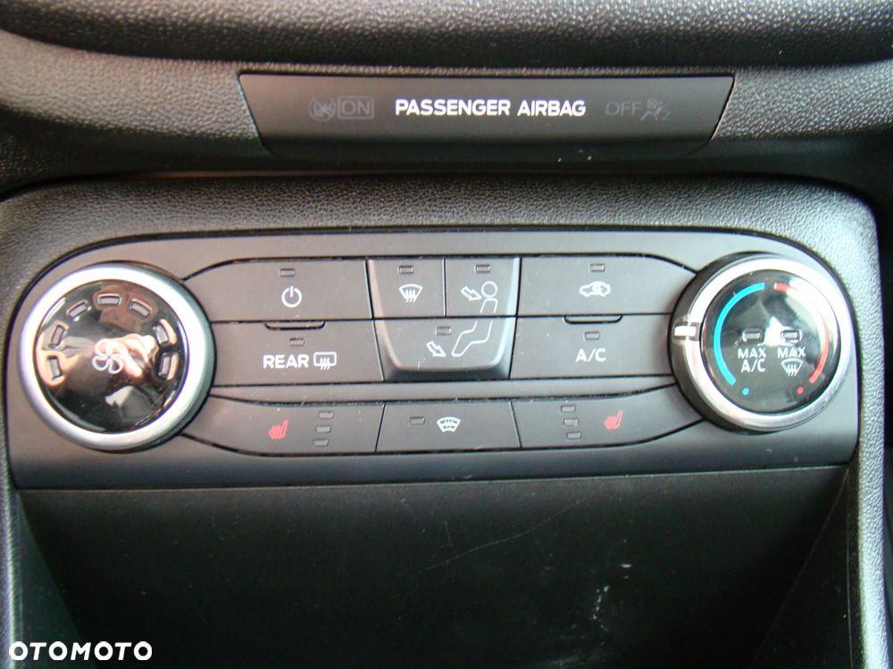 Ford Fiesta 1.1 S&S TREND - 18