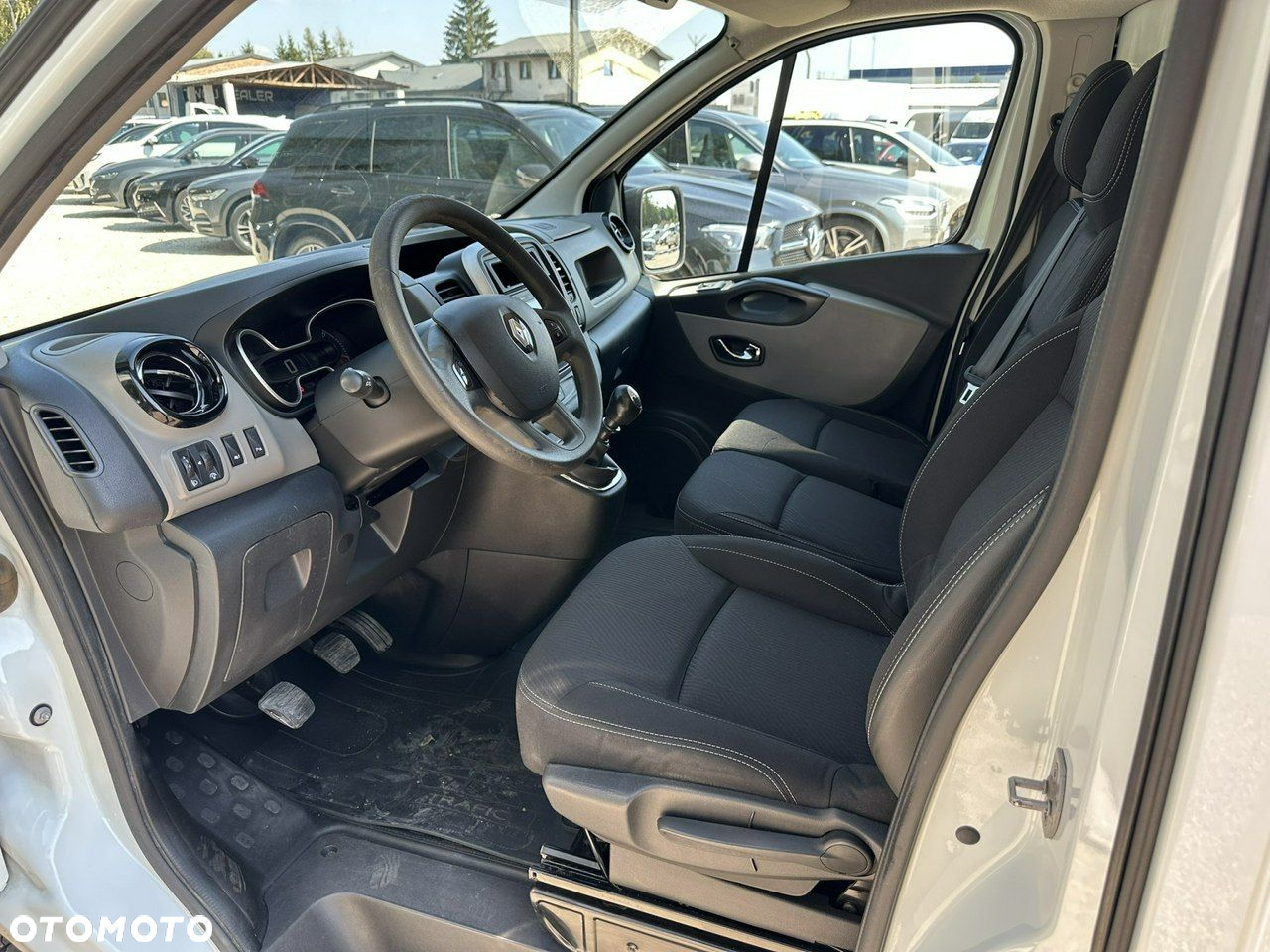 Renault Trafic - 14
