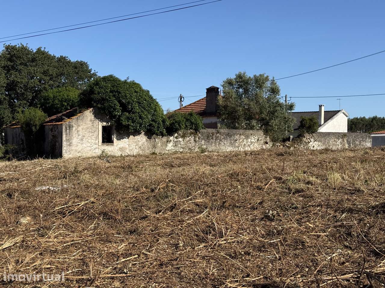Terreno com casa e anexo para restaurar - Turquel, Alcobaça - Grande imagem: 3/30