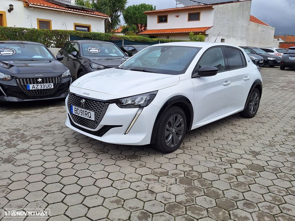Peugeot e-208 - 1